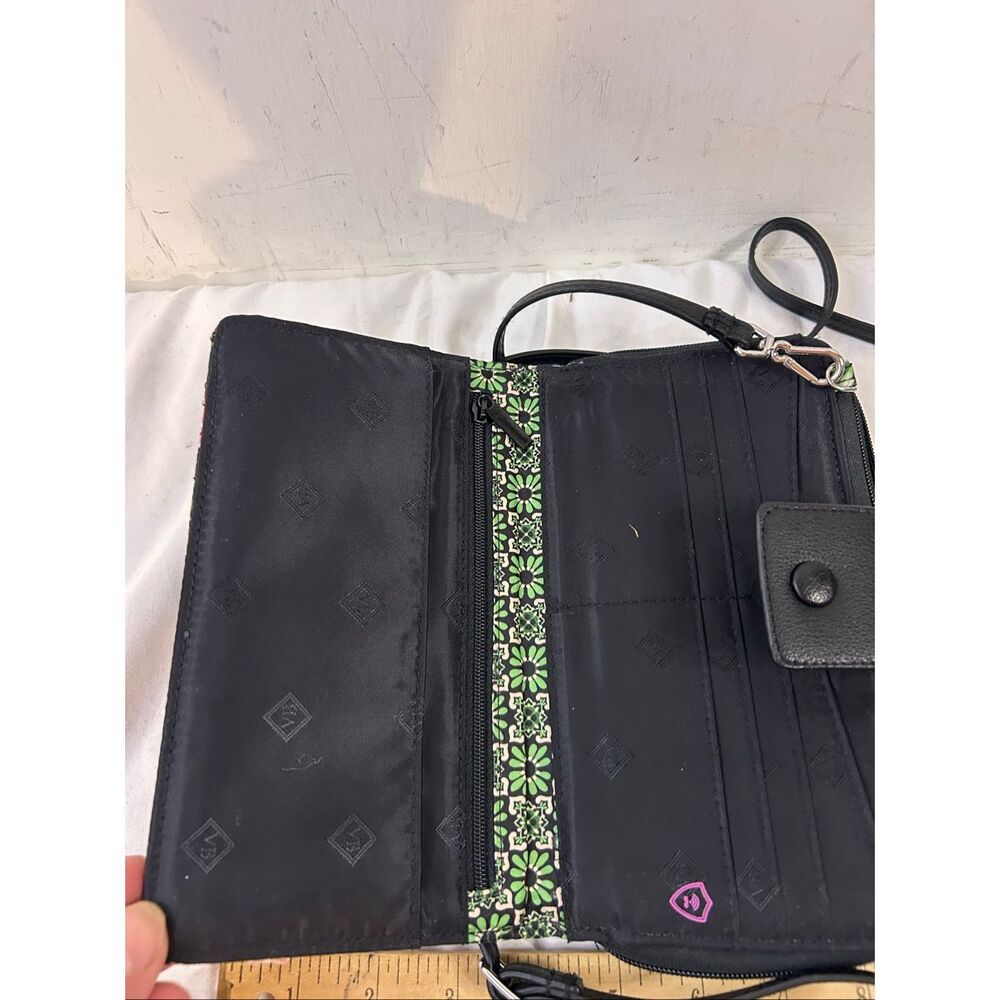 Vera Bradley Floral and Black rfid crossbody zipper wallet nwot 8"x5" - Picture 8 of 10